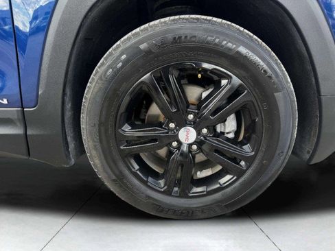 Used 2023 GMC Terrain SLE w/ Driver Convenience Package image 56