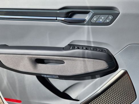 New 2026 Kia EV9 Land image 5