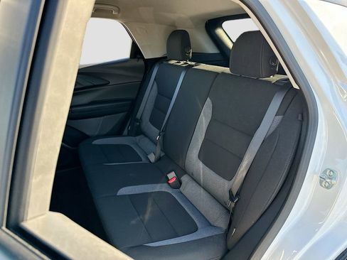 Used 2024 Chevrolet TrailBlazer LT w/ Driver Confidence Package image 22