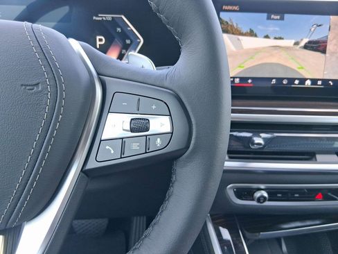 Used 2026 BMW X5 sDrive40i w/ Premium Package image 23