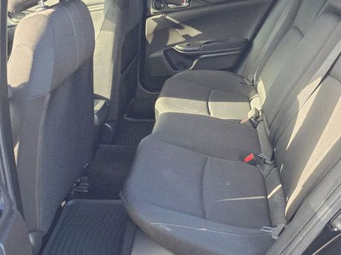 Used 2018 Honda Civic EX image 9