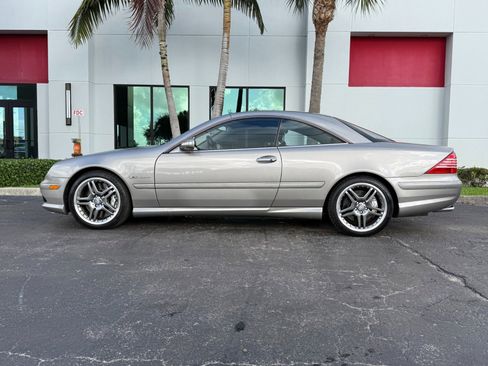 Used 2005 Mercedes-Benz CL 65 AMG image 11
