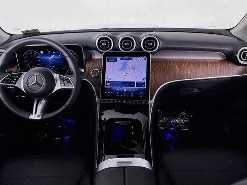 Certified 2025 Mercedes-Benz GLC 350e 4MATIC w/ Driver Assistance Package image 6