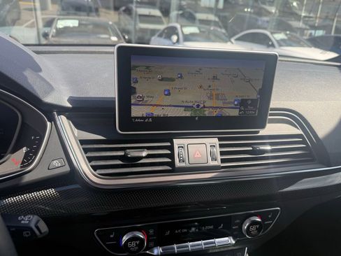 Used 2019 Audi SQ5 Premium Plus image 11
