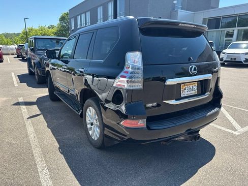 Used 2016 Lexus GX 460 w/ Premium Package AWD/4WD image 13