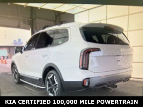 Used 2025 Kia Telluride EX w/ EX Captain's Chair Package FWD image 3