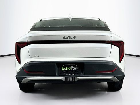 Used 2025 Kia K4 FWD image 7