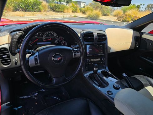 Used 2009 Chevrolet Corvette Convertible w/ Preferred Equipment Group RWD image 38