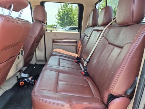 Used 2014 Ford F250 King Ranch w/ FX4 Off-Road Package AWD/4WD image 37