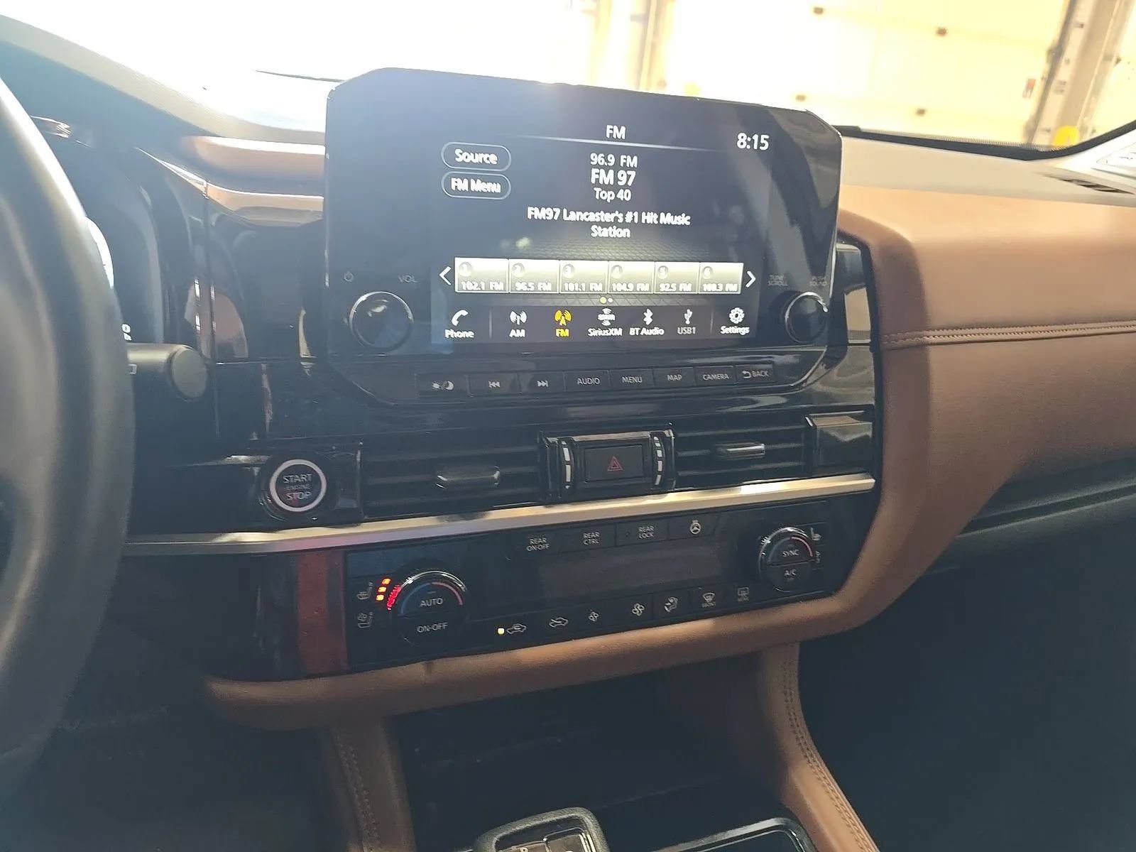 Used 2024 Nissan Pathfinder Platinum AWD/4WD image 17