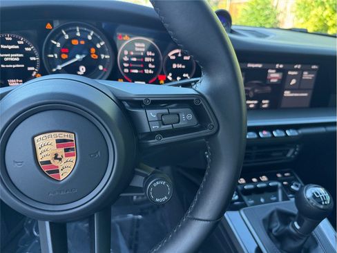 Used 2020 Porsche 911 Carrera S RWD image 32