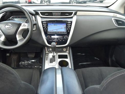 Used 2018 Nissan Murano S AWD/4WD image 4