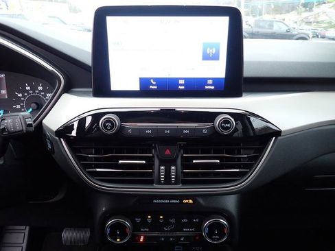 Certified 2022 Ford Escape SEL image 28