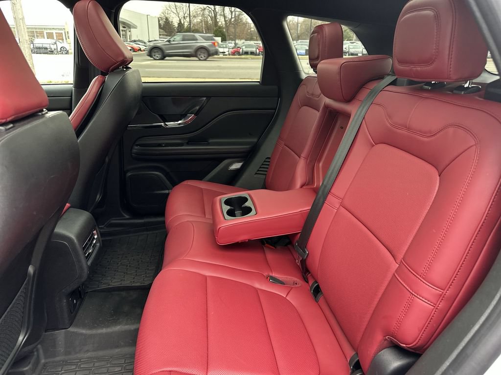 Certified 2025 Lincoln Corsair Grand Touring w/ Equipment Group 301A AWD/4WD image 27