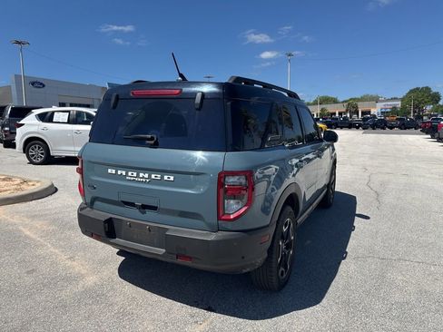 Used 2022 Ford Bronco Sport Outer Banks w/ Tech Package image 2