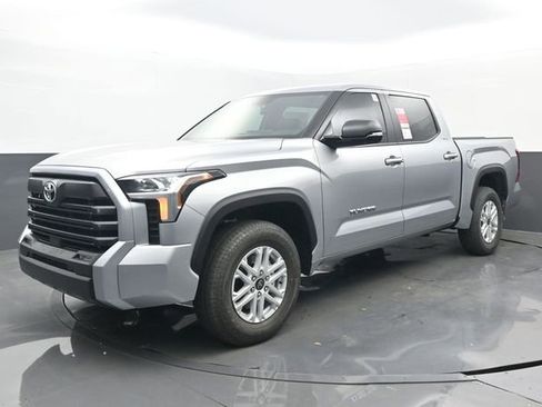 New 2026 Toyota Tundra SR5 w/ SR5 Premium Package RWD image 22