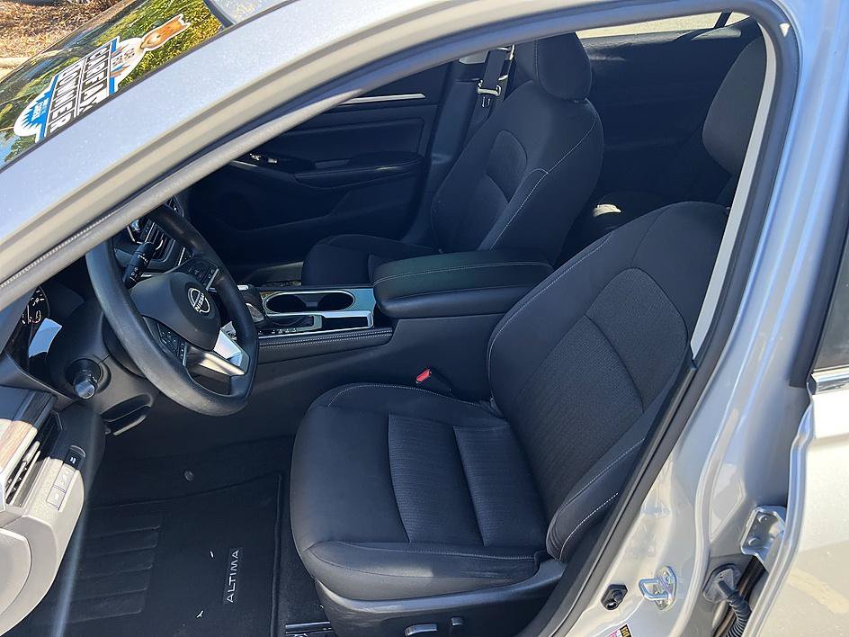 Certified 2023 Nissan Altima 2.5 SV FWD image 13