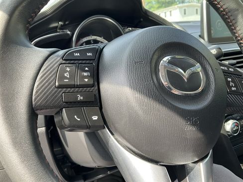 Used 2015 MAZDA MAZDA3 s Grand Touring FWD image 23