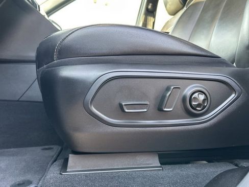 Used 2024 Jeep Grand Cherokee L Limited w/ Trailer Tow Package image 31