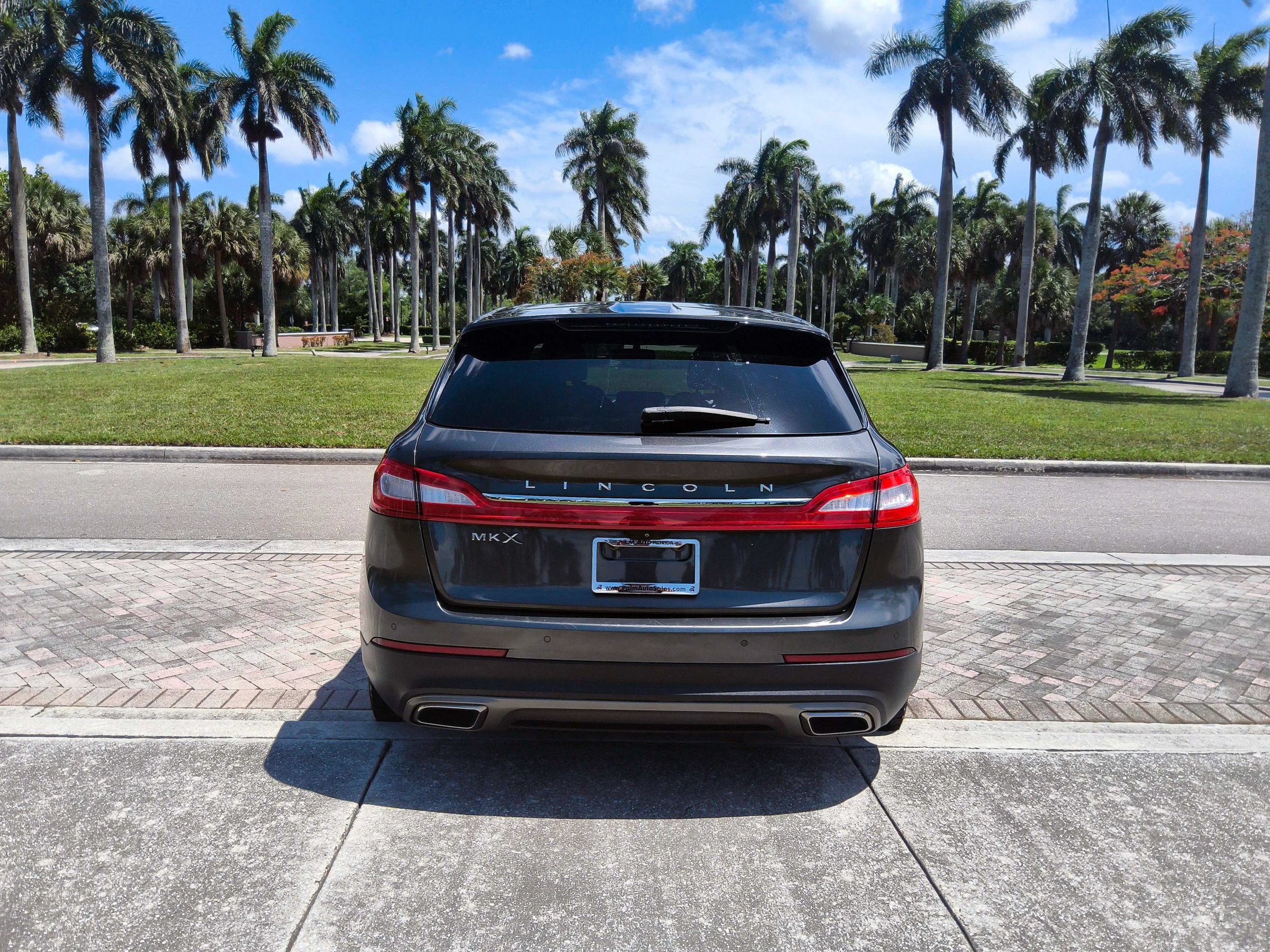 Used 2018 Lincoln MKX Reserve FWD image 19