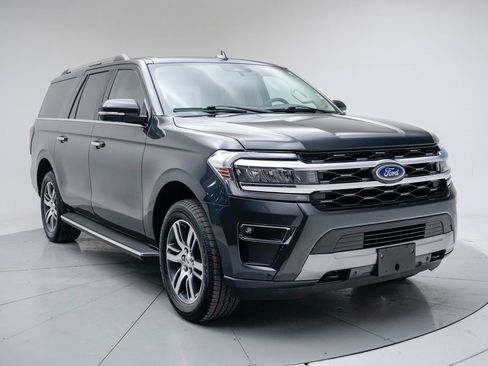 Used 2022 Ford Expedition Max Limited image 3