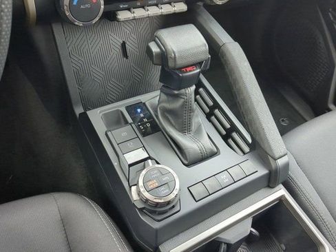 Certified 2024 Toyota Tacoma TRD Off-Road image 14