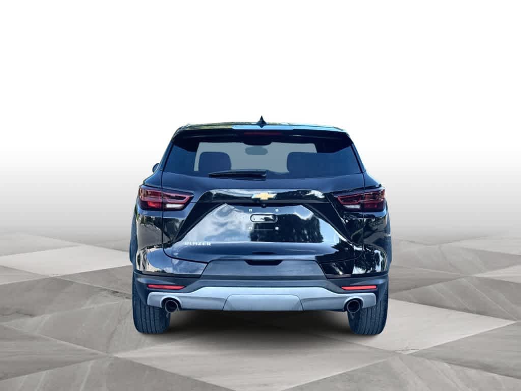 Used 2024 Chevrolet Blazer LT FWD image 7