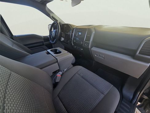 Used 2018 Ford F150 XLT image 41