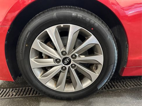 Used 2017 Hyundai Sonata Sport w/ Cargo Package FWD image 23