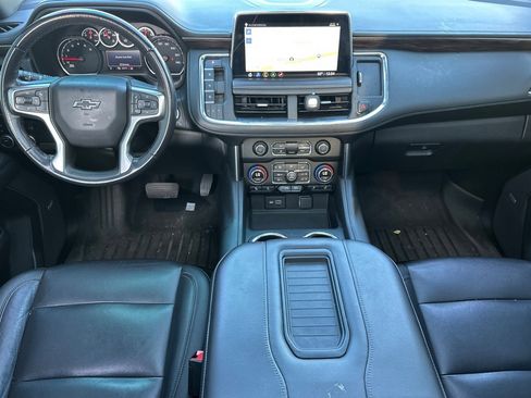 Used 2021 Chevrolet Tahoe Z71 w/ Rear Media and Nav Package image 15