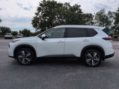 Certified 2024 Nissan Rogue SL w/ SL Premium Package FWD image 7