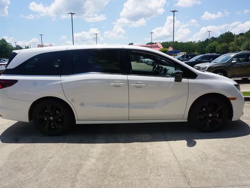 Used 2024 Honda Odyssey Sport image 24