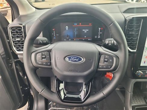 New 2025 Ford Ranger XLT w/ Black Appearance Package image 9