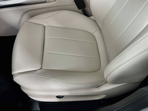 Certified 2026 Mercedes-Benz GLA 250 image 19