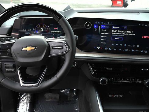 New 2026 Chevrolet Suburban High Country image 15