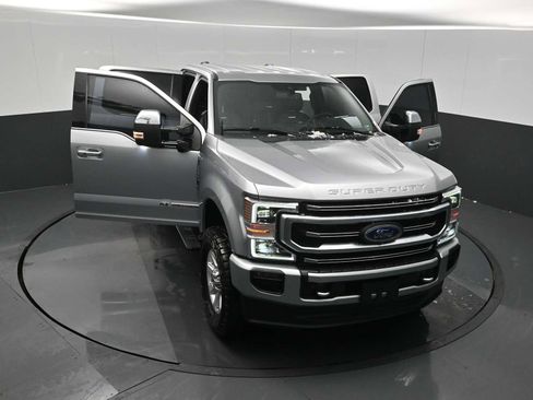 Used 2021 Ford F250 Platinum w/ FX4 Off-Road Package image 28