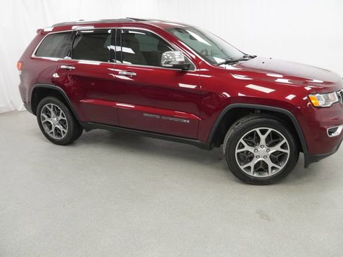 Certified 2020 Jeep Grand Cherokee Limited w/ Luxury Group II image 9