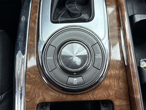 Used 2019 INFINITI QX80 Luxe image 32