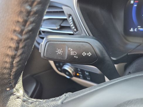 Used 2020 Ford Escape Titanium w/ Titanium Premium Package 2.0 image 31