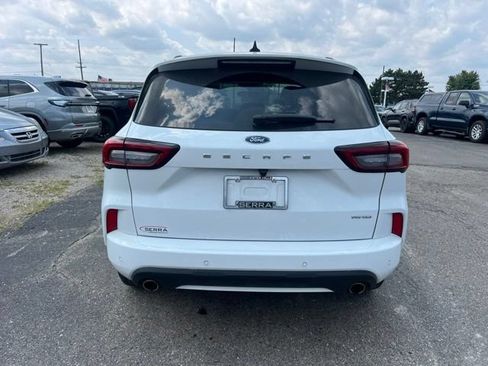 Used 2023 Ford Escape ST-Line Select w/ Tech Pack #2 AWD/4WD image 7