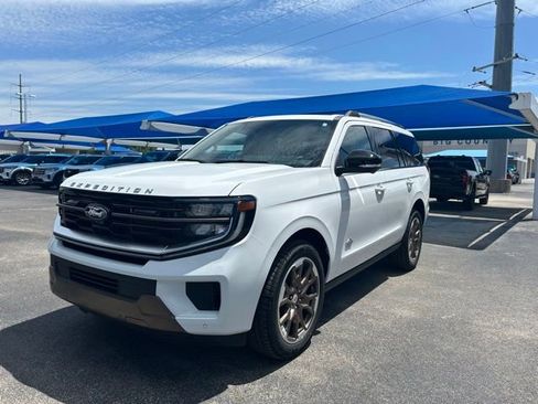 New 2026 Ford Expedition King Ranch AWD/4WD image 3