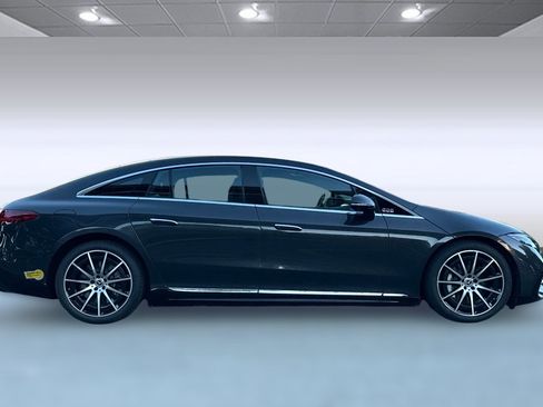 Certified 2022 Mercedes-Benz EQS 580 4MATIC Sedan image 7