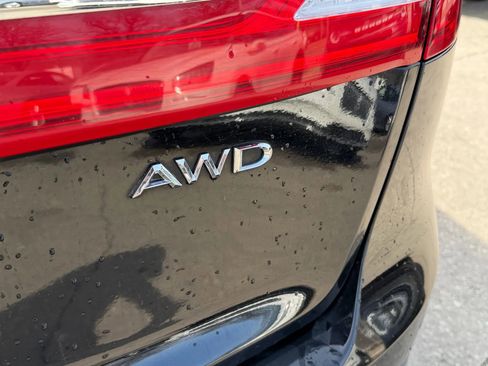 Used 2018 Lincoln MKX Reserve w/ Lincoln MKX Climate Package image 9