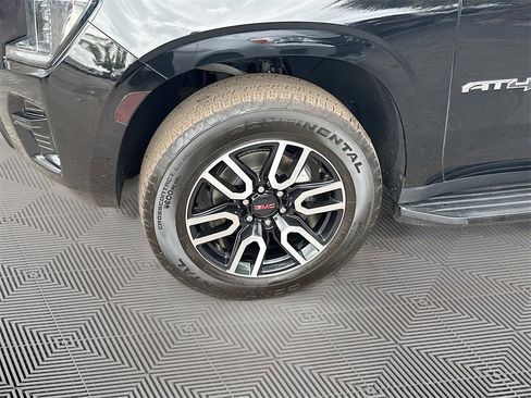 Used 2021 GMC Yukon AT4 w/ Technology Package image 35