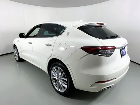 Certified 2022 Maserati Levante GT image 12