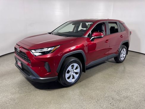 New 2025 Toyota RAV4 LE image 7