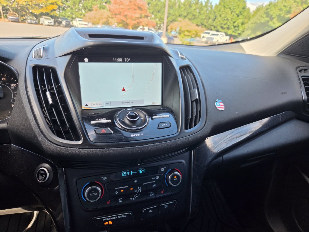 Used 2017 Ford Escape Titanium AWD/4WD image 18