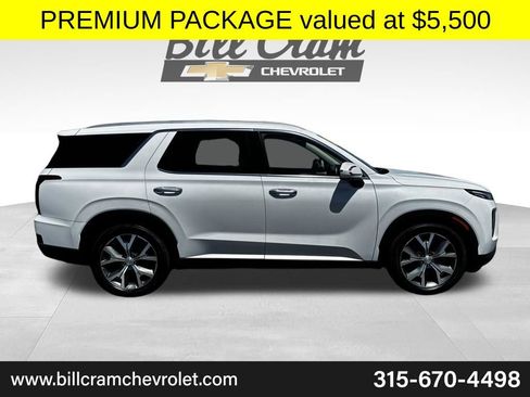 Used 2021 Hyundai Palisade SEL w/ Premium Package AWD/4WD image 3