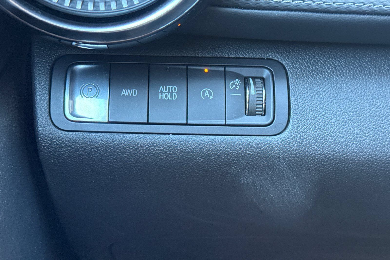 Used 2025 Chevrolet Equinox LT w/ Safety and Technology Package AWD/4WD image 40