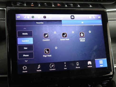 Used 2023 Jeep Grand Cherokee L Limited w/ Black Appearance Package image 39